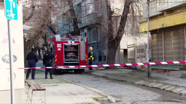 Мъж загина при пожар в дома си във Варна Инцидентът