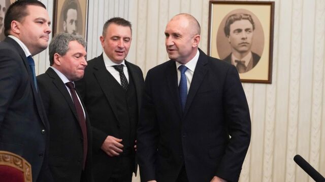 Президентът Румен Радев се срещна с представители на Има такъв