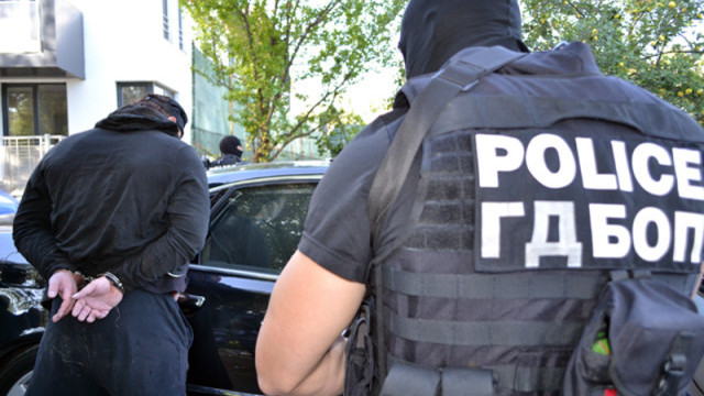 Специализирана полицейска акция срещу наркоразпространението се извършва на територията на
