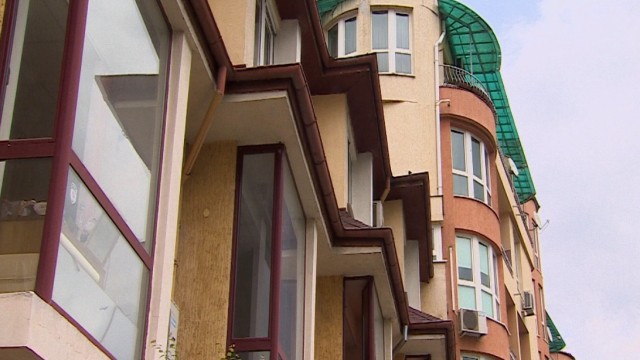 Малко над 2 6 млн са обитаваните жилища в България  Това