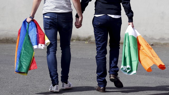 Гърция узакони еднополовите бракове с решение на парламента Законопроектът беше