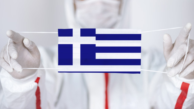 Сериозният скок на новите случаи на COVID 19 в Гърция накара