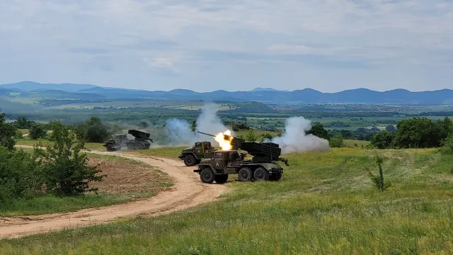 Военно учение на полигона "Корен"