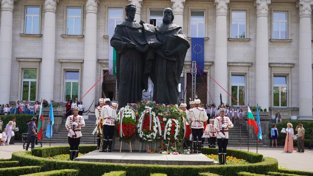 София празнува 24 май