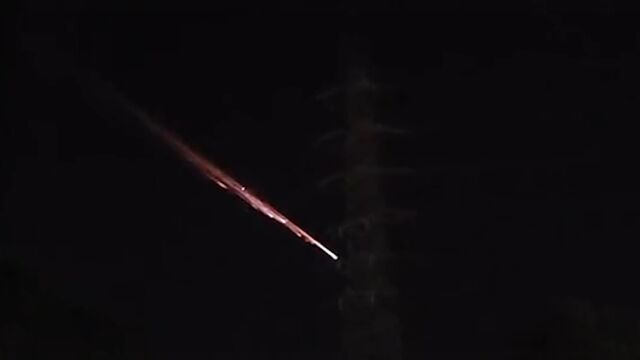 Видеозаписи на странни светлини над Южна Япония напомнящи метеорит предизвикваха