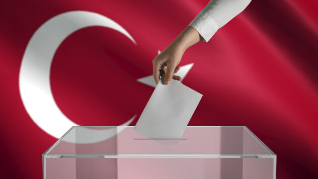 Часове до решаващите избори в Турция Утре е очакваното с