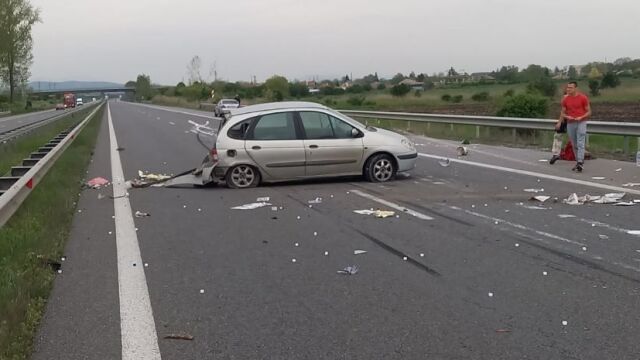 Пътен инцидент затвори временно движението при шести км в посока