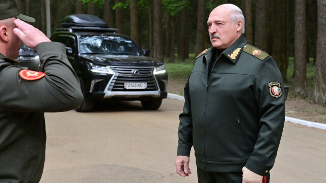 Президентът на Беларус Александър Лукашенко се появи в публичното пространство