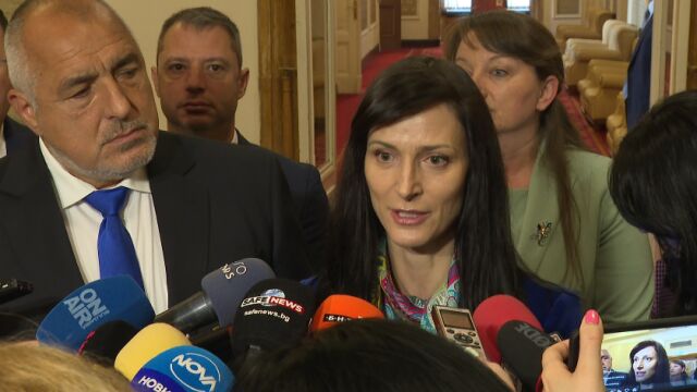 Кандидатът за министър председател на ГЕРБ СДС Мария Габриел заяви пред журналисти