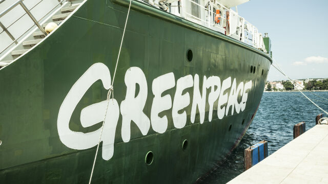 Русия обяви неправителствената екологична организация Грийнпийс за нежелана и забрани