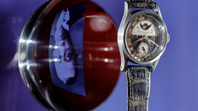Ръчен часовник на последния китайски император Пу И беше продаден