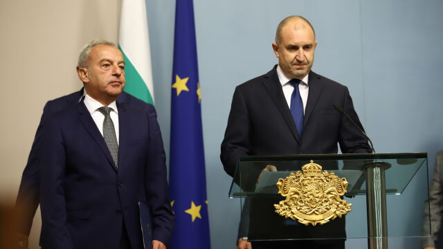 Държавният глава Румен Радев и вицепрезидентът Илияна Йотова ще отбележат