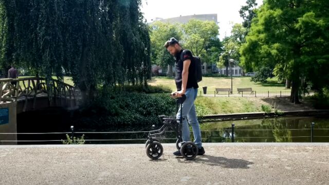 Парализиран мъж ходи отново благодарение на AI технология