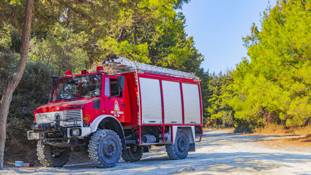 Български автобус се е запалил в Гърция на път за с