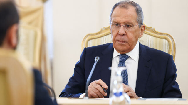 Руският външен министър Сергей Лавров заяви че западните държави си