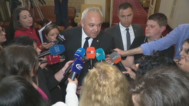 Служебният вътрешен министър Иван Демерджиев е подал сигнал срещу редовния