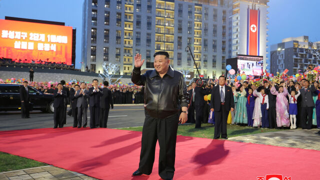 Когато преди две седмици севернокорейският диктатор Ким Чен ун пусна най новата