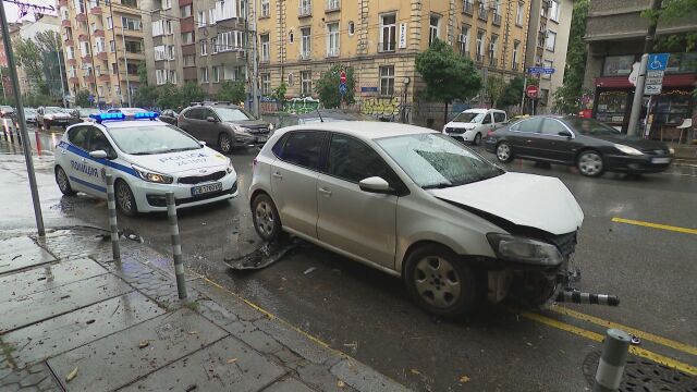 Катастрофа стана на бул Патриарх Евтимий в София в следобедните
