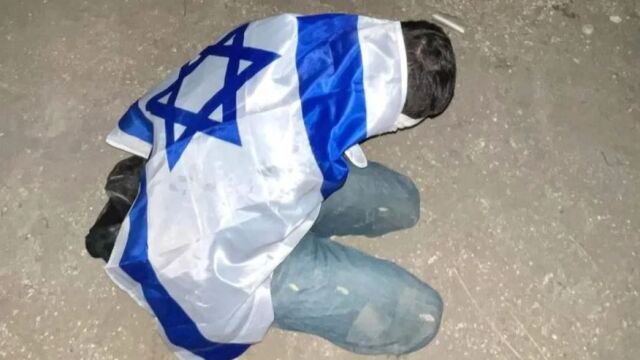Израелски войници споделят видеоклипове и снимки с измъчване на заложници