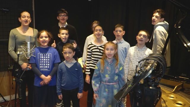 Българското училище Иван Вазов в Париж днес има юбилеен концерт