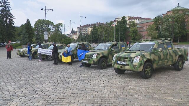  Руснаци които живеят в България предоставят военна техника в помощ