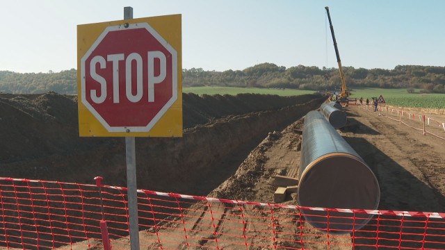 Проектът за газовата връзка с Гърция е изправен пред нови