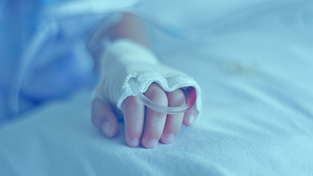Тригодишно дете е в реанимацията на Областната болница в Сливен