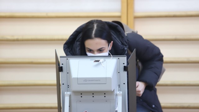 „Тренд“: Близо половината от българите не искат предсрочни избори
