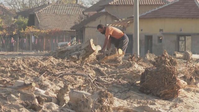 В наводнените карловски села се извършва окончателен оглед на щетите