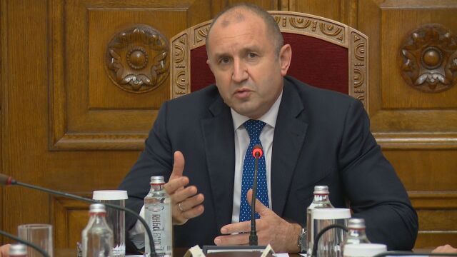 Президентът Румен Радев призова за търсенето на решение България да