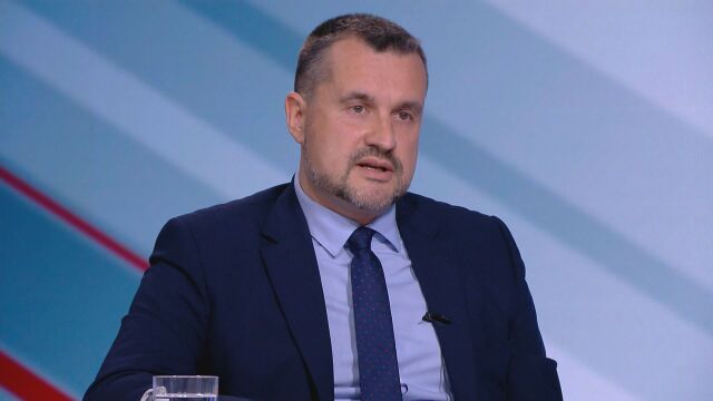 През последните 10 11 месеца ГЕРБ и Бойко Борисов подкрепят президента