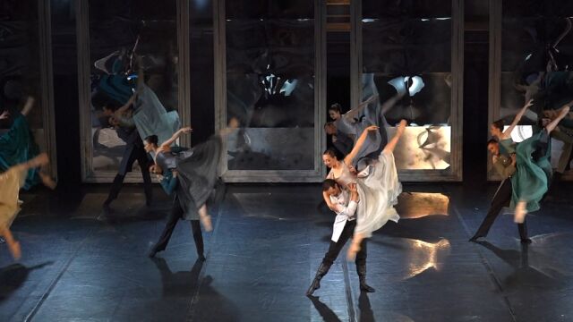 Броени дни преди софийската премиера на световноизвестният хореограф Лео