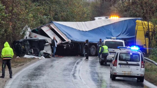 Тежка катастрофа стана на пътя Велико Търново – Русе между