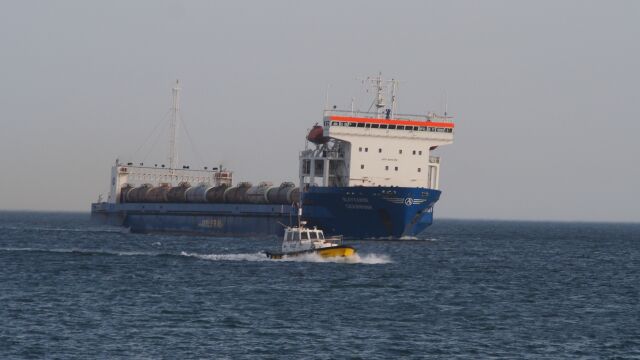 След катастрофата между кораби край Тюленово: Според експерт причината е човешка грешка