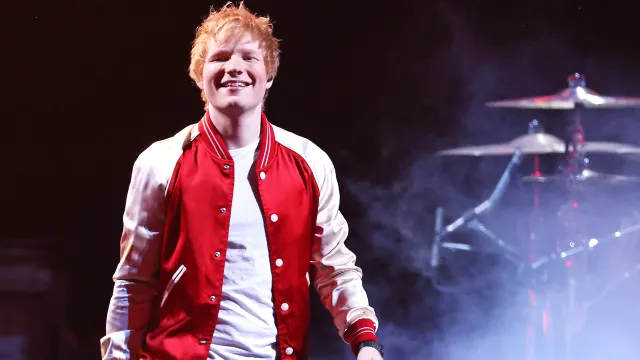Ed Sheeran сподели първите два от 14 официални видеоклипа