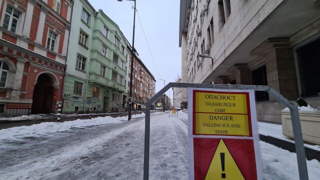 Над 190 паднали на леда търсят помощ в "Пирогов", 120 000 лева глоба за почистващите фирми