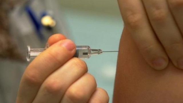 Отпускат средства за повече противогрипни ваксини: Има ли търсене в аптеките?