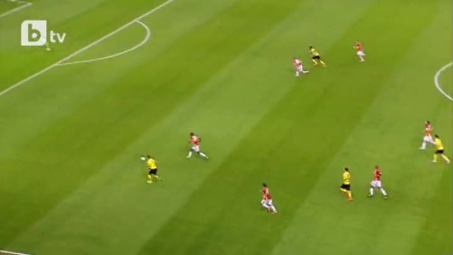 Дортмунд повежда с ранен гол за 1:0 с Галатасарай (ВИДЕО)