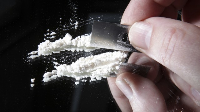 Голямо количество наркотични вещества са открити при полицейска операция на