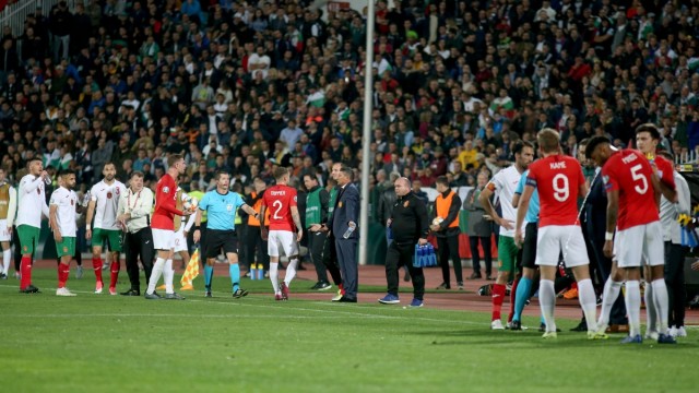 Снимка: Гари Невил: Наказанието на България показва, че УЕФА не може да се справи с расизма