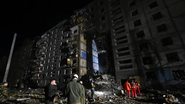 Множество жертви след ракетни удари в украинския град Запорожие предава