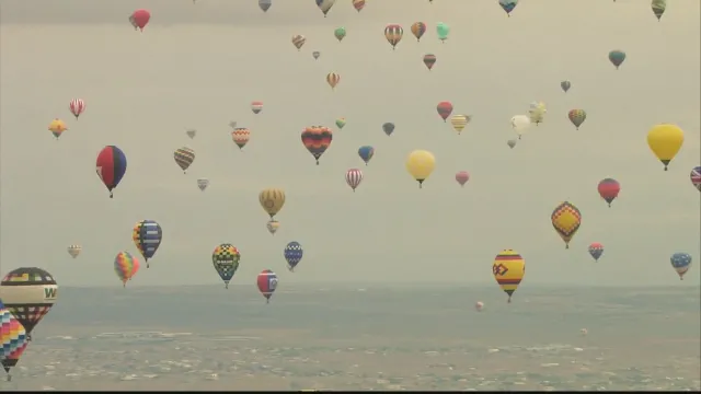 Зрелищен фестивал на балоните в американския щат Ню Мексико В