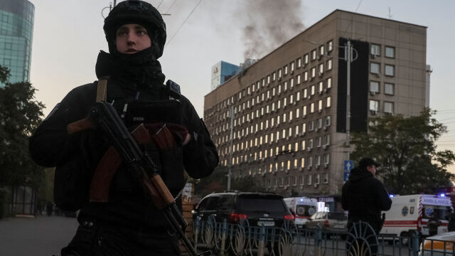 Украинските власти обявиха днес че са осуетили опит за преврат