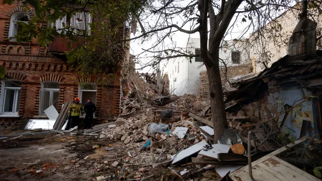 Руска удари жилищна сграда в украинския град Николаев при един