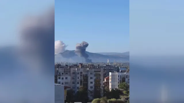 Силен взрив на територията на завод в Казанлък е чут