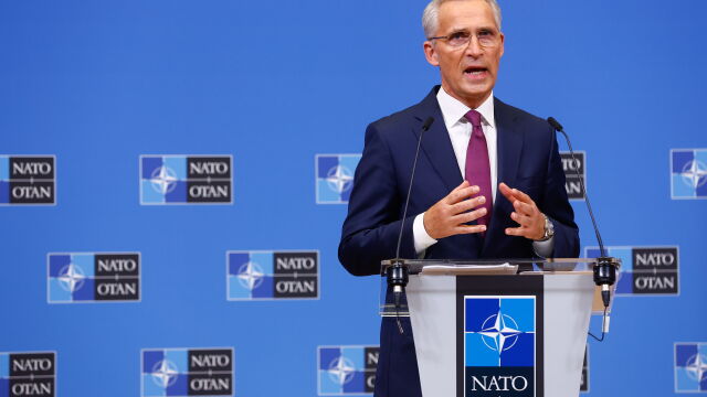 НАТО трябва да засили помощта си за Украйна обяви генералния