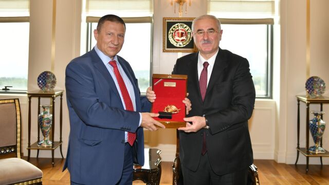 Борислав Сарафов се срещна с турския главен прокурор Мехмет Акарджа