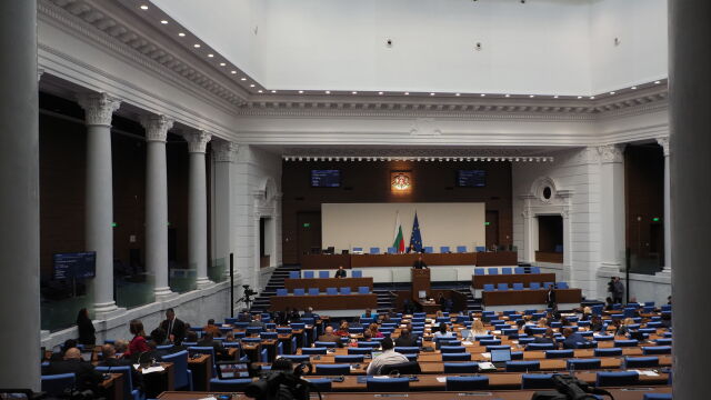 Парламентарната група на  Продължаваме Промяната – Демократична България внесе декларация за