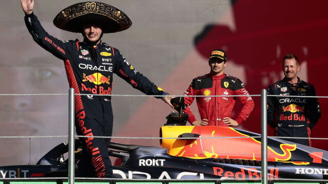 Здрав бой между фенове на Формула 1 в Мексико (ВИДЕО)
