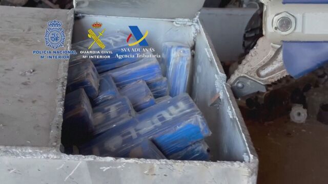 Испанската полиция е задържала 720 килограма кокаин скрити сред метални